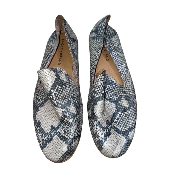 Lucky Brand Women’s Cahill Leather Closed Toe Snakeskin Leather Upper Loafers - Picture 1 of 9